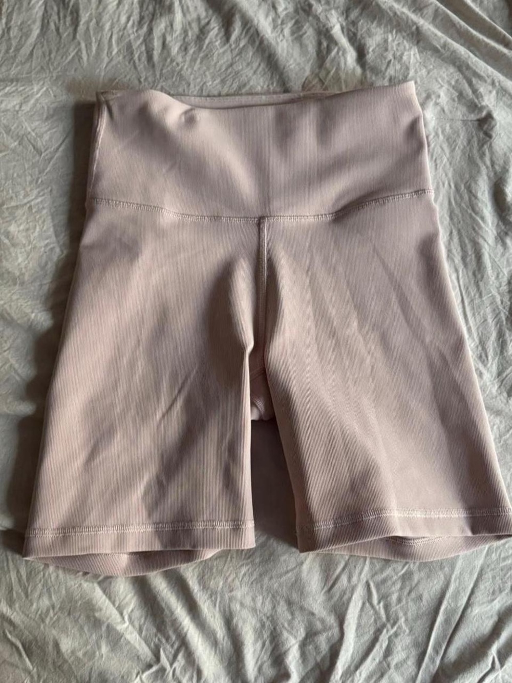 Aritzia TNA Light Pink High-Rise Activewear Shorts